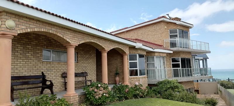 6 Bedroom Property for Sale in Reebok Western Cape